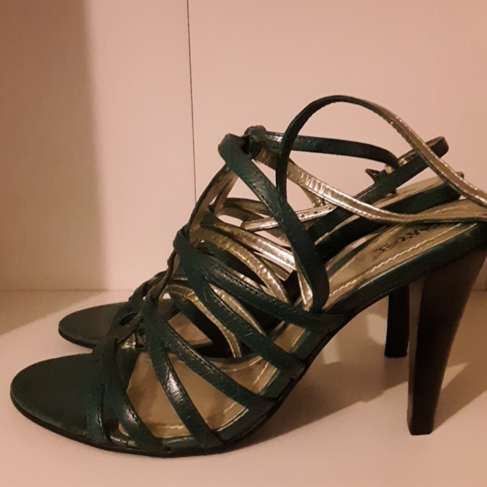 Carlos Santana Strapped heels